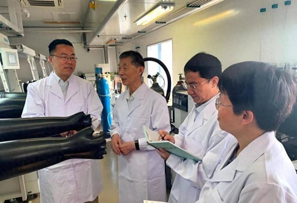 搭档网 《电动中国：中国新能源科技崛起之路》：生动展现新能源时代的“中国方案”